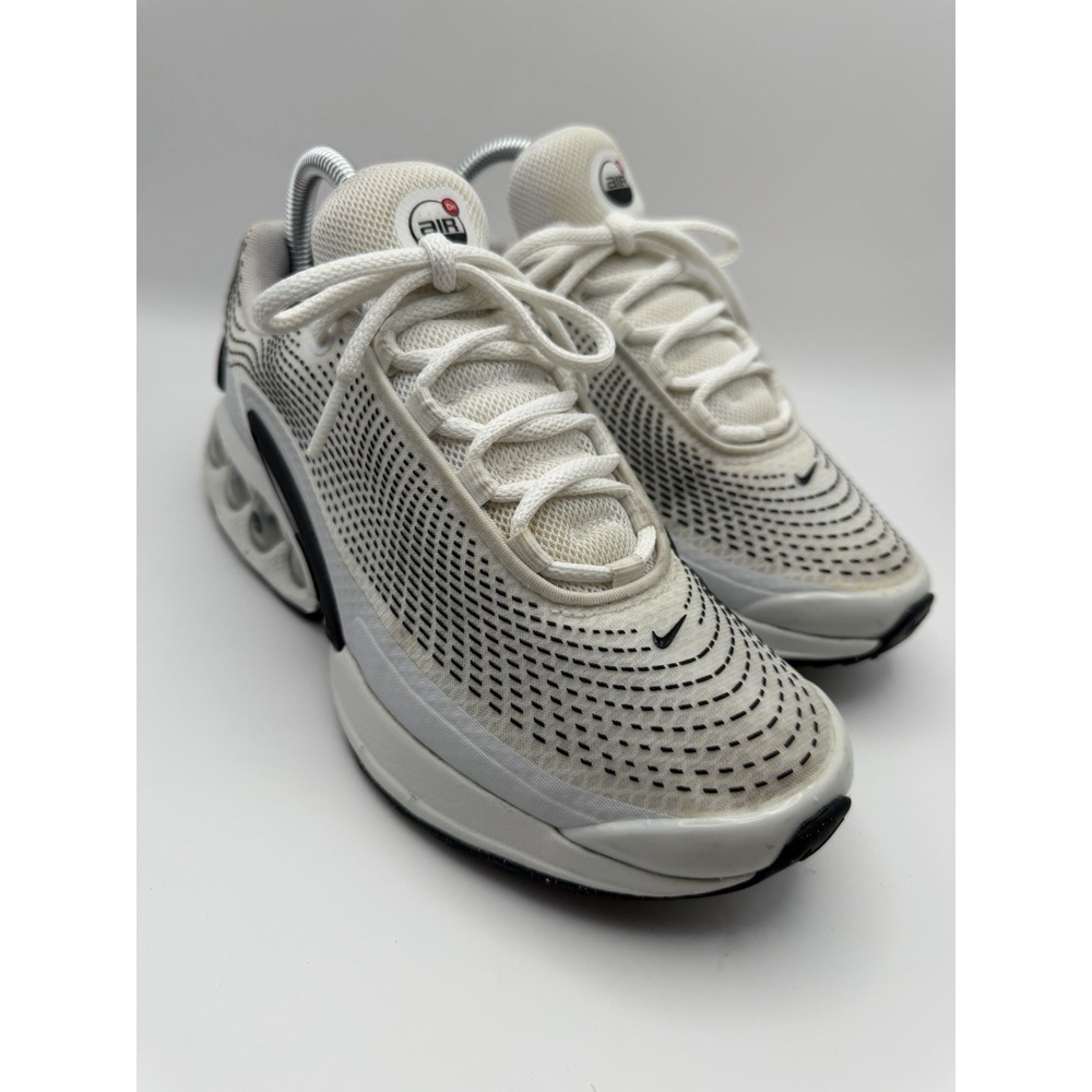 Nike Air Max DN Men's Size 6.5 White Black Photon Dust Running Shoes Sneakers
